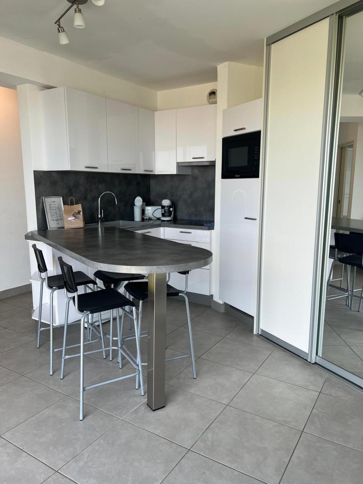 Les Pieds Dans Le Sable Appartement Vue Mer 1 Chambre 1 Cabine Le Grau-du-Roi Ngoại thất bức ảnh