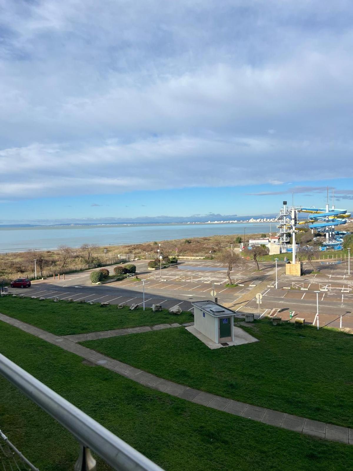 Les Pieds Dans Le Sable Appartement Vue Mer 1 Chambre 1 Cabine Le Grau-du-Roi Ngoại thất bức ảnh